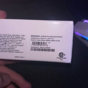 AirPods sealed serial number works, 100% authentic